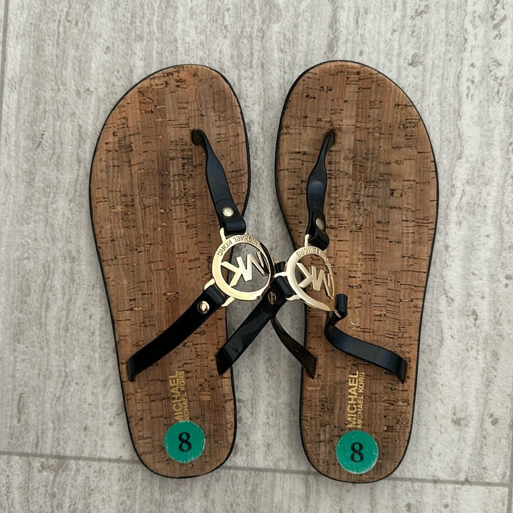 Women’s Michael Kor’s Sandals Size 8
